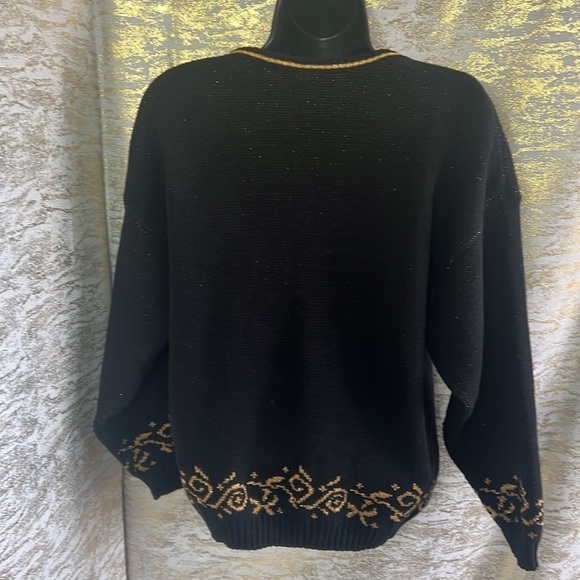 Vintage 🧚♀️Felicia Black/Gold Sparkly Metallic 80’s Sweater - Picture 5 of 9